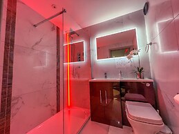 The Quayside Hotel and Bar