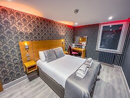 The Quayside Hotel and Bar