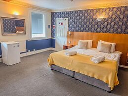 The Quayside Hotel and Bar