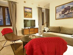 Luxury Style Apartments