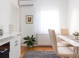 Apartments Lavanda Idila