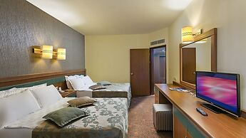 Özkaymak İncekum Resort Hotel