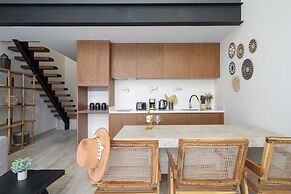 Moderno Loft Temple II A112 By Sandy Powerful