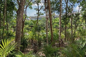 Moderno Loft Temple II A112 By Sandy Powerful