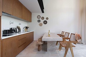 Moderno Loft Temple II A112 By Sandy Powerful