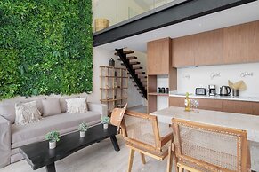 Moderno Loft Temple II A112 By Sandy Powerful