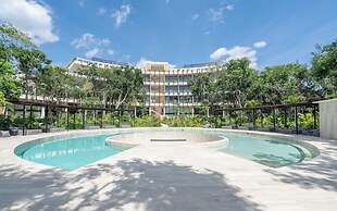 Moderno Loft Temple II A112 By Sandy Powerful