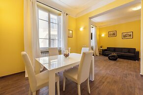 Casa Gialla by Mmega