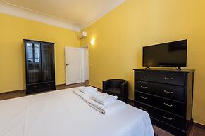 Casa Gialla by Mmega