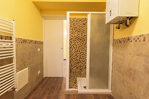 Casa Gialla by Mmega