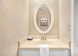 Gulfside Townhome 16