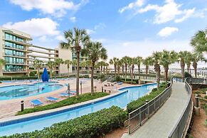 Phoenix On The Bay 1108