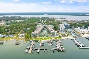 Phoenix On The Bay 1108