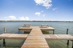 Summer House West B101