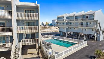 Summer House West B101