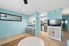 Summer House West B101