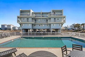 Summer House West B101