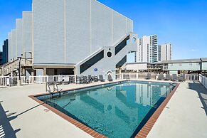 Summer House West B101