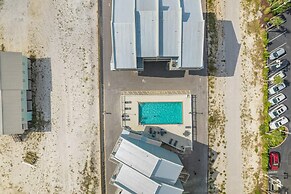 Summer House West B102