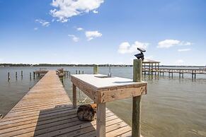 Summer House West B102