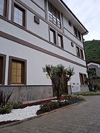 Çardak Alti Otel