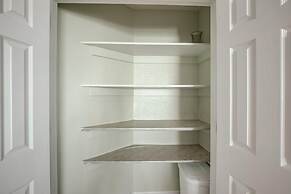 Crystal Shores W 301