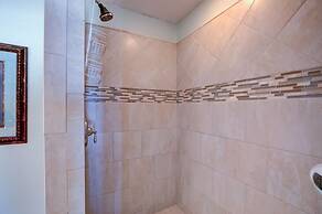 Crystal Shores W 301