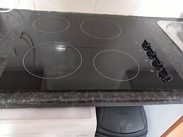 Lovely 1- Double Bed Studio in London