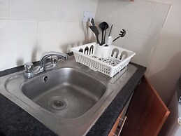 Lovely 1- Double Bed Studio in London