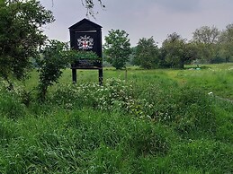 Lovely 1- Double Bed Studio in London