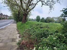 Lovely 1- Double Bed Studio in London