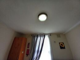 Lovely 1- Double Bed Studio in London