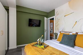 Lucky Cranes by HOLT