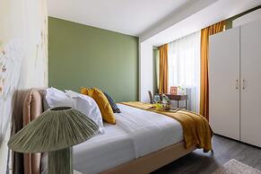 Lucky Cranes by HOLT