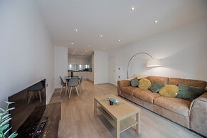 Barking Bright Apartment With 2 Bedrooms