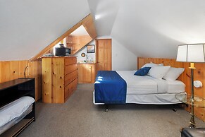 Robinhood Village Resort