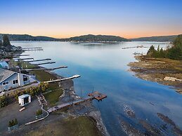 Robinhood Village Resort