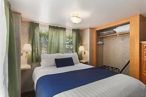 Robinhood Village Resort