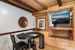 Robinhood Village Resort