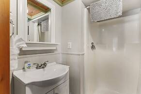 Robinhood Village Resort