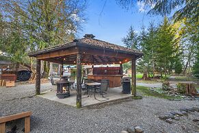 Robinhood Village Resort