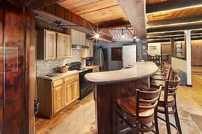 Robinhood Village Resort