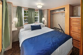 Robinhood Village Resort