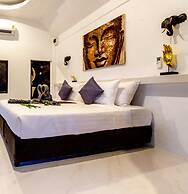 Bungalow Near by Beach El Pillax Lanta Resort