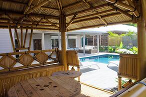 Nakolodge 3 chambres -piscine / jardin privés