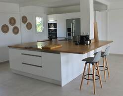 Nakolodge 3 chambres -piscine / jardin privés