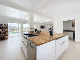 Nakolodge 3 chambres -piscine / jardin privés