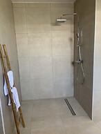 Nakolodge 3 chambres -piscine / jardin privés