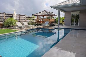 Nakolodge 3 chambres -piscine / jardin privés