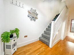 Redbourne Terrace Holiday Home